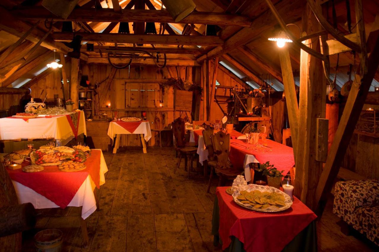 Hotel Dolomiti La Villa  Exterior foto