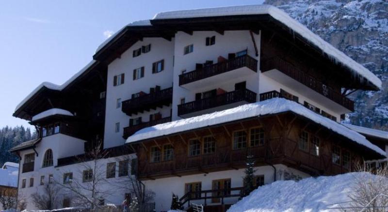 Hotel Dolomiti La Villa  Exterior foto